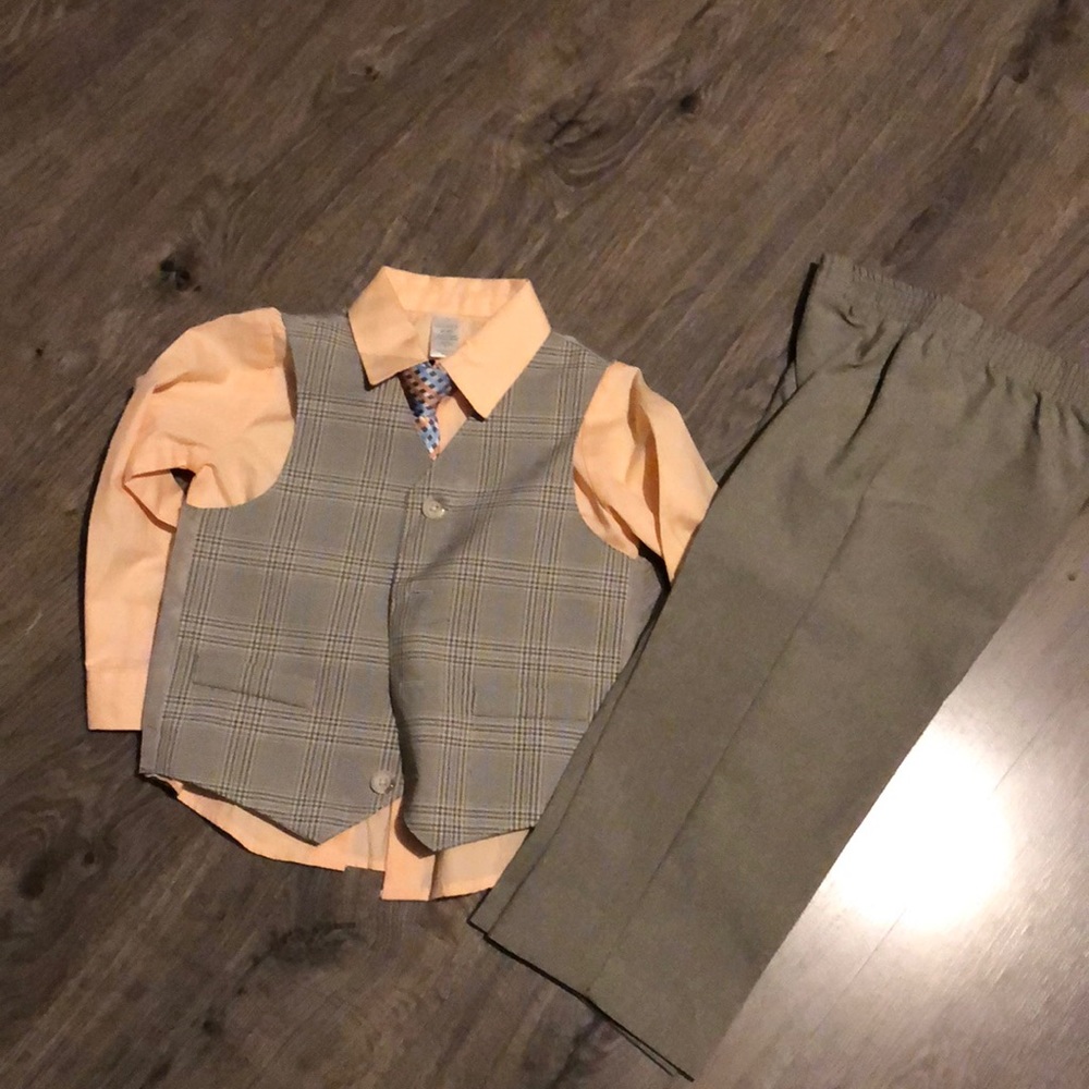 Matching shirt/pants/vest/tie set 3T - Picture 5 of 5